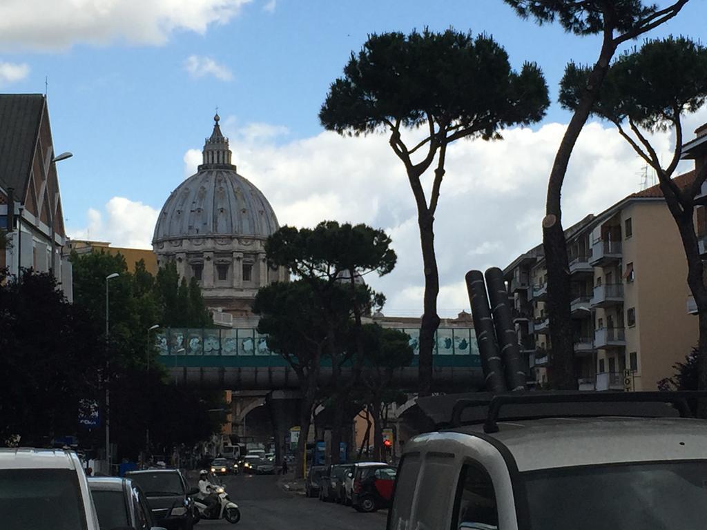 Saint Peter Welcoming Apartment Roma Esterno foto